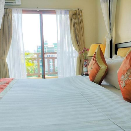 Cardamom Hotel&apartamento Phnom Penh Exterior foto