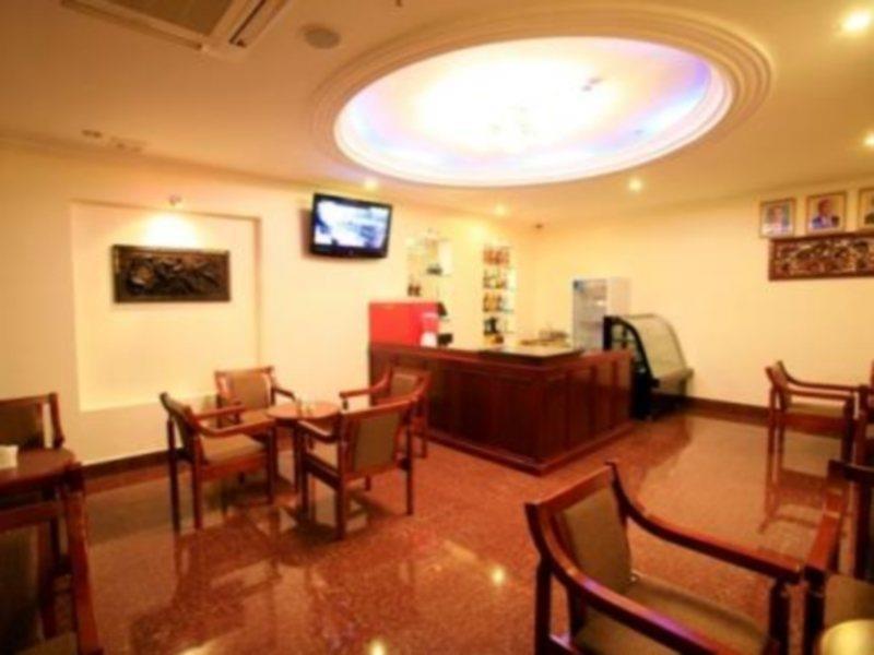 Cardamom Hotel&apartamento Phnom Penh Exterior foto