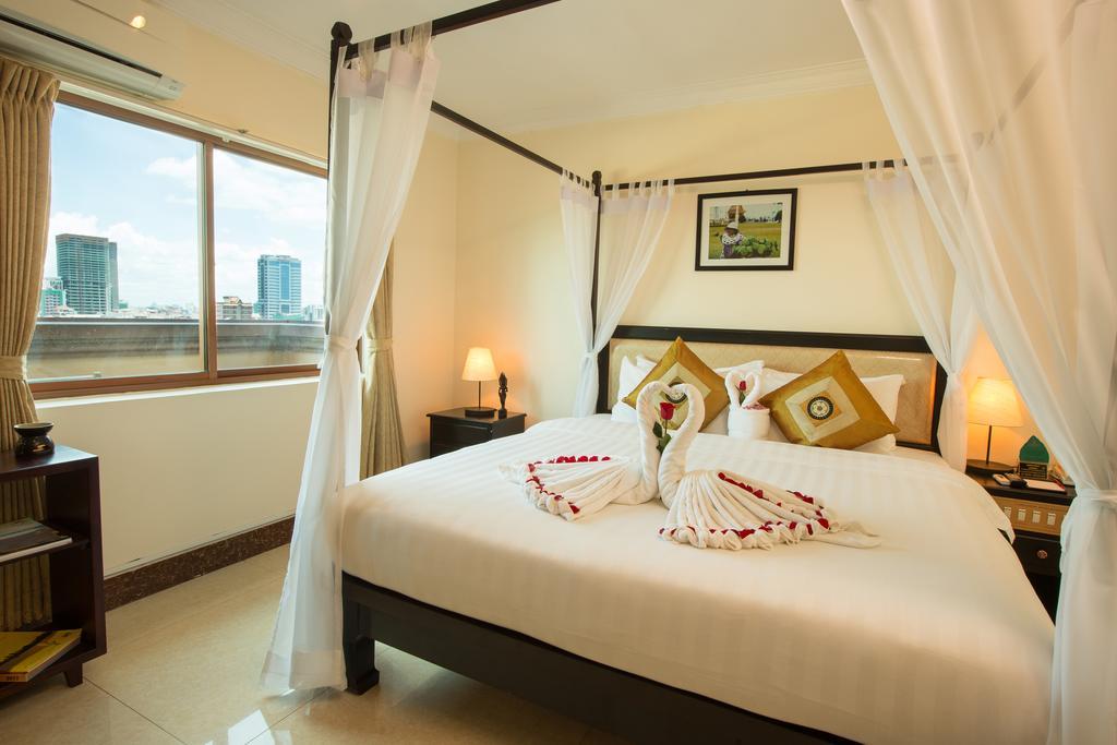 Cardamom Hotel&apartamento Phnom Penh Exterior foto