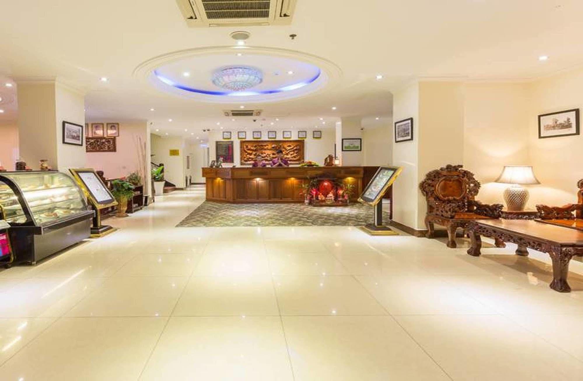 Cardamom Hotel&apartamento Phnom Penh Exterior foto
