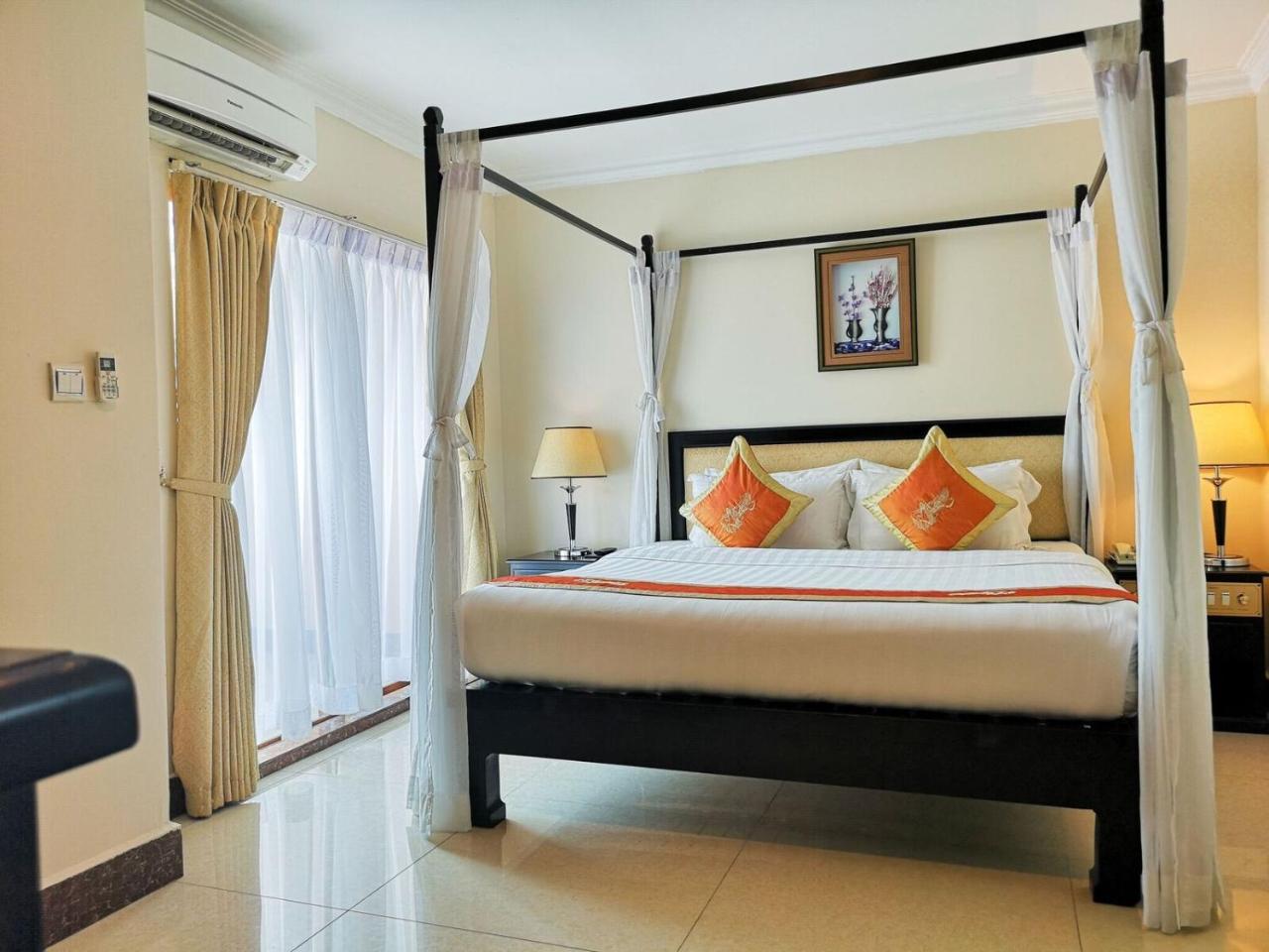 Cardamom Hotel&apartamento Phnom Penh Exterior foto