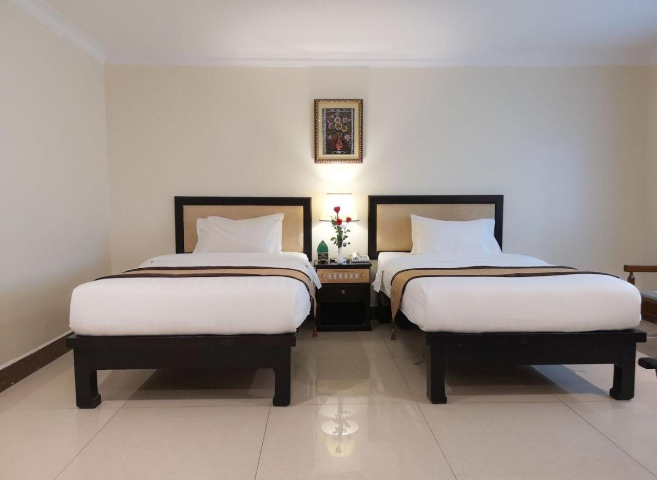 Cardamom Hotel&apartamento Phnom Penh Exterior foto