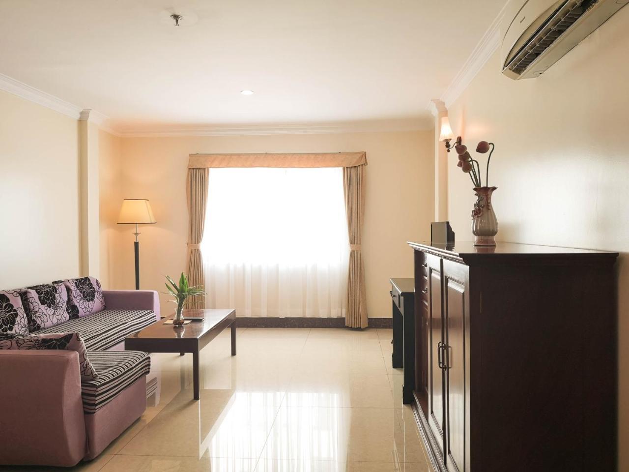Cardamom Hotel&apartamento Phnom Penh Exterior foto