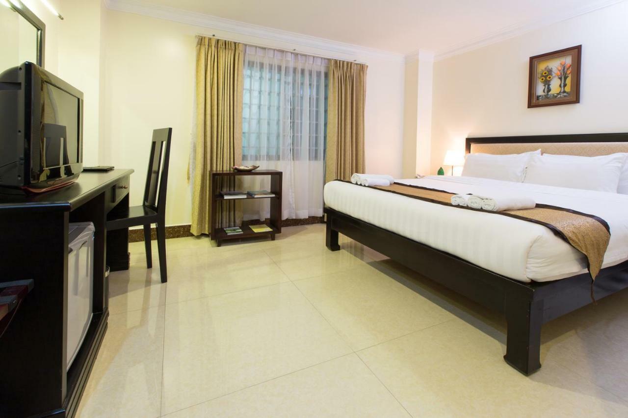 Cardamom Hotel&apartamento Phnom Penh Exterior foto